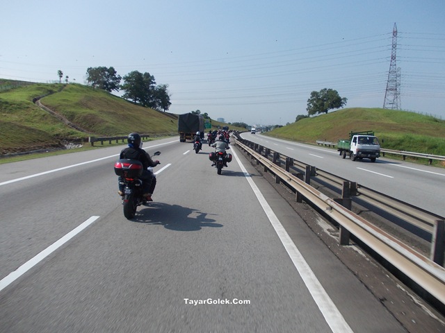 [DSCN35972.jpg]