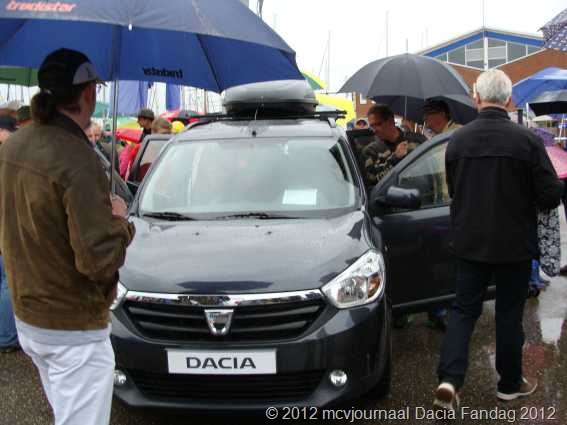 [Dacia-Fandag-2012-Onthulling-Lodgy-1%255B18%255D.jpg]