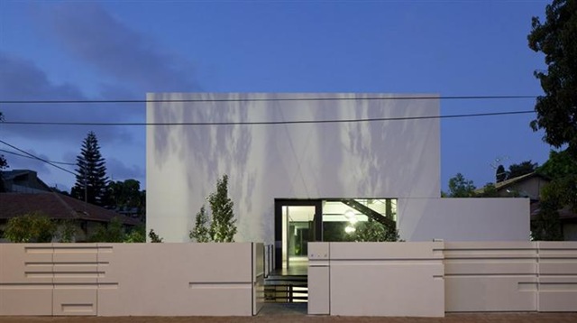 [fachada-minimalista-casa-Ramat-Gan%255B3%255D.jpg]