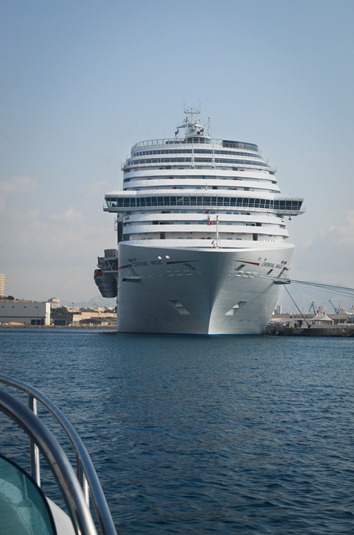 [marseille%2520cruiseship%255B9%255D.jpg]