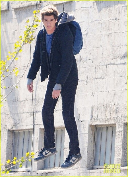 Andrew Garfield felkötve 06