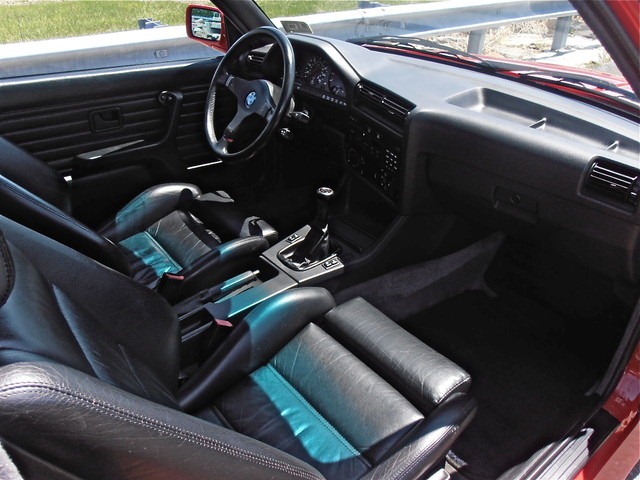 [BMW-M3-E30-6%255B2%255D.jpg]