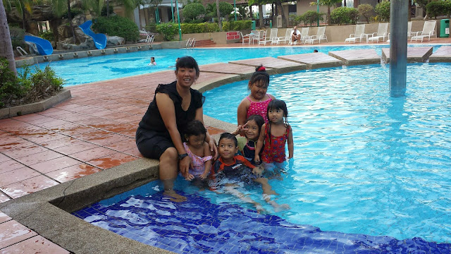 Ikut Hubby Kursus di Mahkota Hotel Melaka Ikut Hubby Kursus di Mahkota Hotel Melaka, family, Claypot Asam Pedas, Playroom, Swimming pool