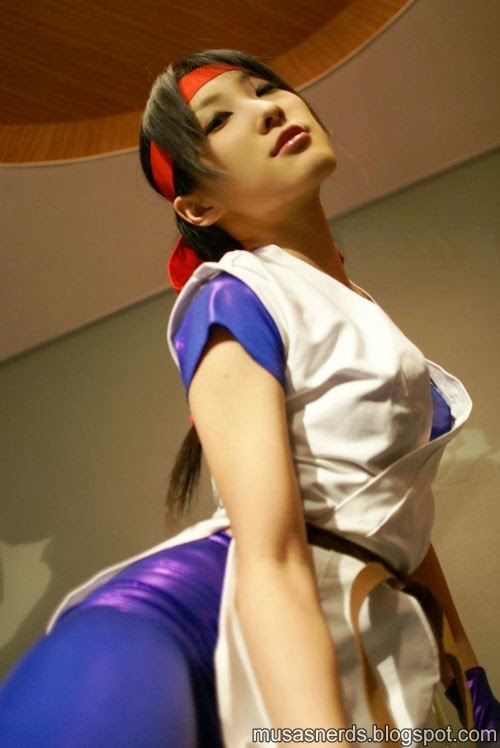 yuri-sakazaki-cosplay-1