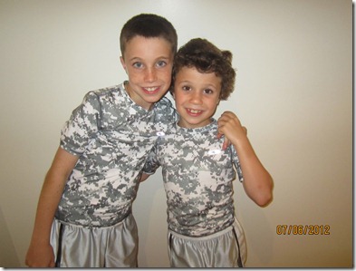 Max & Charles 002