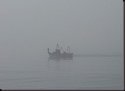 barco en la niebla barco en la niebla