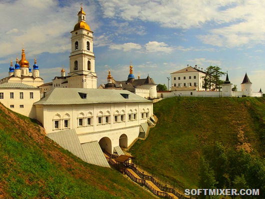Tobolsk-Kremlin-mountains-view