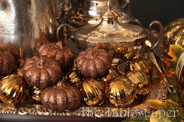 [Fall%2520Metallic%2520Dining%2520room%2520021%255B3%255D.jpg]