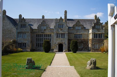 Trerice Manor-1.jpg