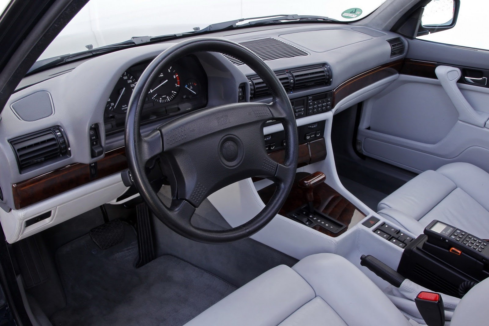 [BMW-V12-7-Series-6%255B2%255D.jpg]