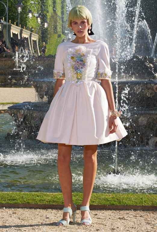 [chanel%252Bresort%252Bcruise%252B2013%252B10%255B5%255D.jpg]