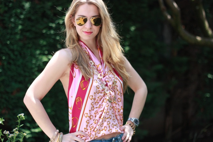different ways to wear a foulard