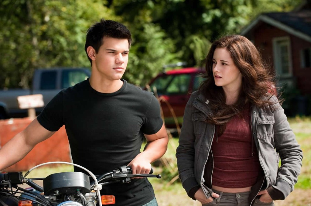 [lautner-13.jpg]