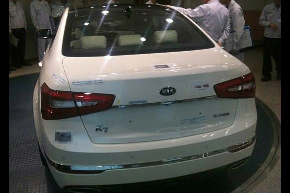 [2013-Kia-K7-Cadenza-_1%255B8%255D.jpg]