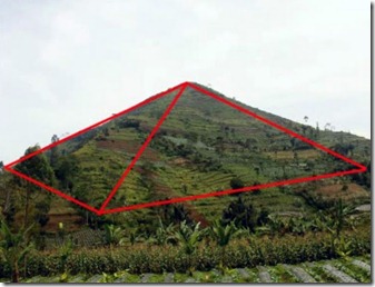 Gunung Sadahurip Garut Piramida