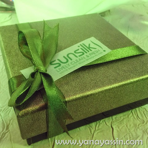 Sunsilk Lively Clean & Fresh untuk yang berhijab Sunsilk Lively Clean & Fresh untuk yang berhijab