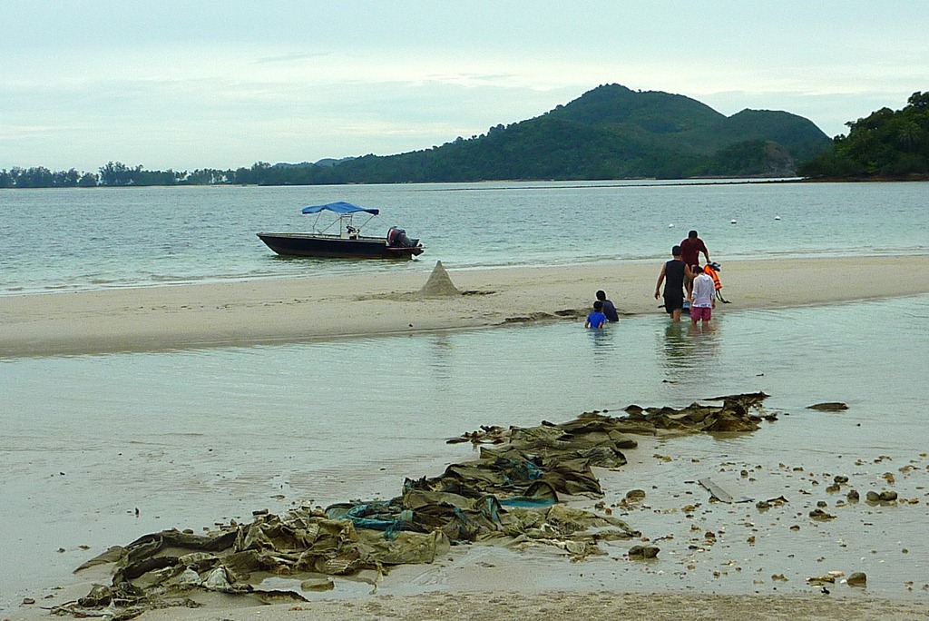 [P110048211.jpg]
