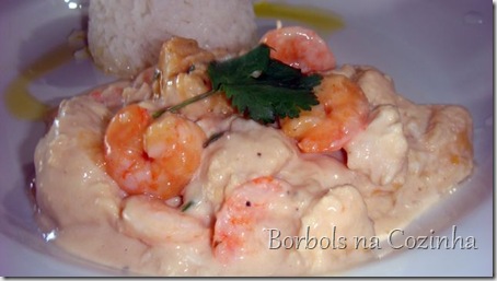 Estrogonofe de Peixe com Camarão Estrogonofe de Peixe com Camarão