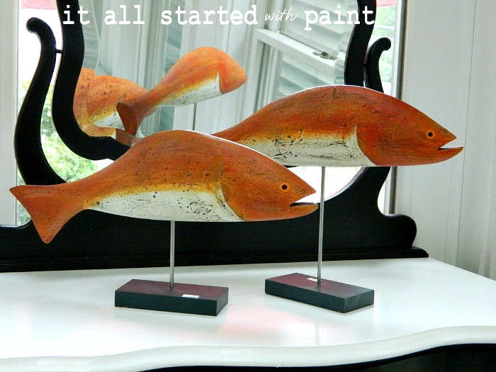[fish_painted_and_mounted_on_dowel%255B3%255D.jpg]