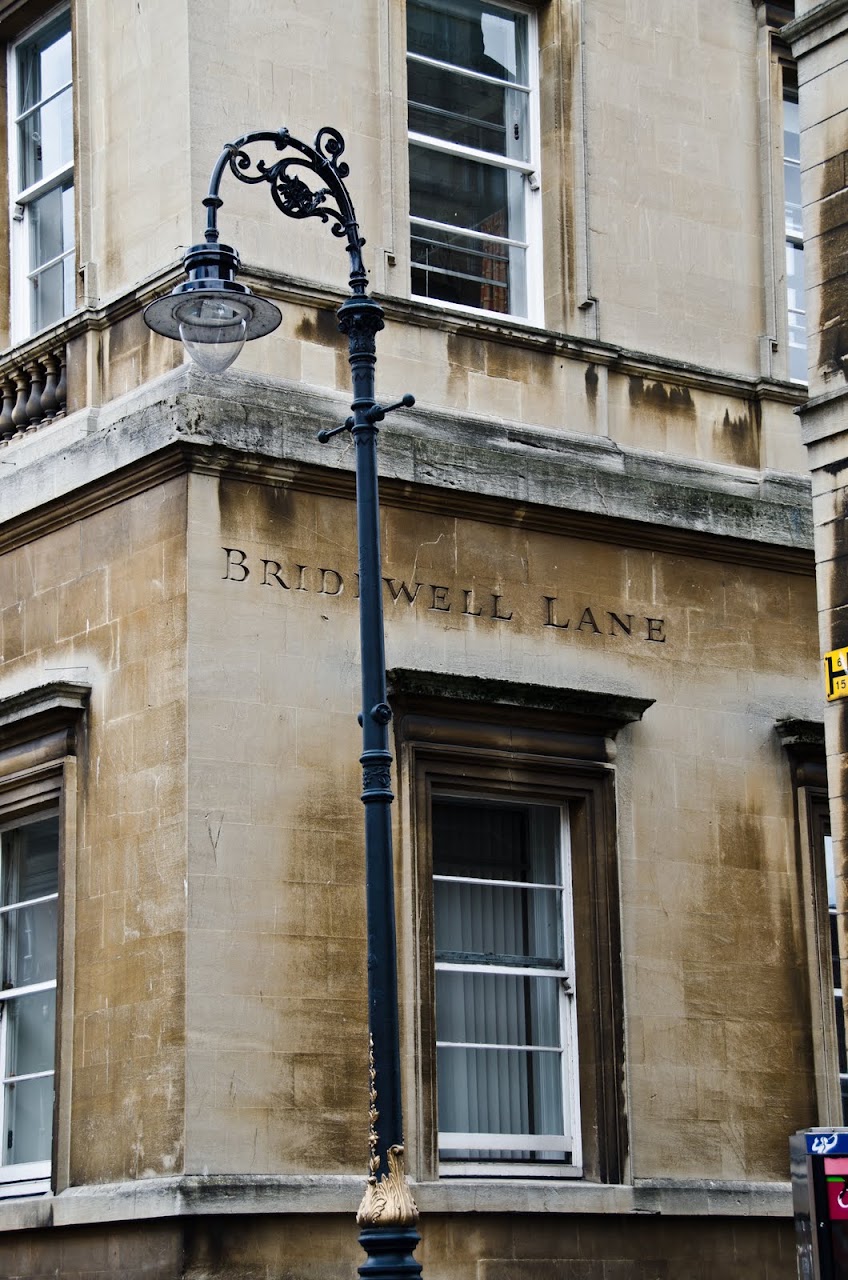 Bath lantern/street