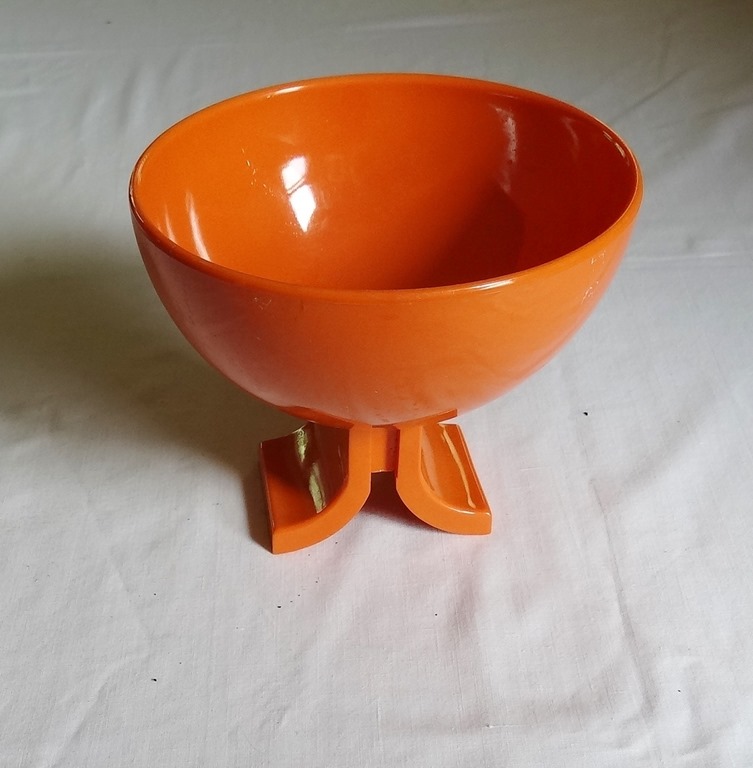 [Pedestal-bowl12.jpg]