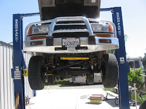 New front steering stabilizer installed. Time to lower the Cruiser