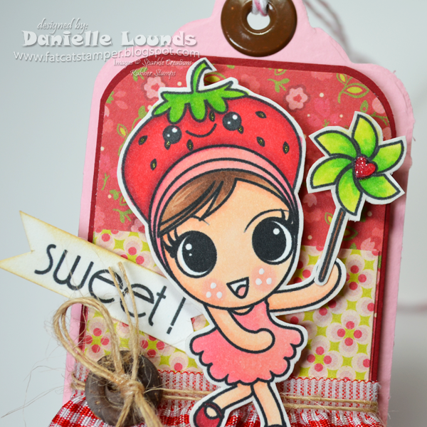 [KarberStrawberry_Closeup_DanielleLounds%255B2%255D.png]