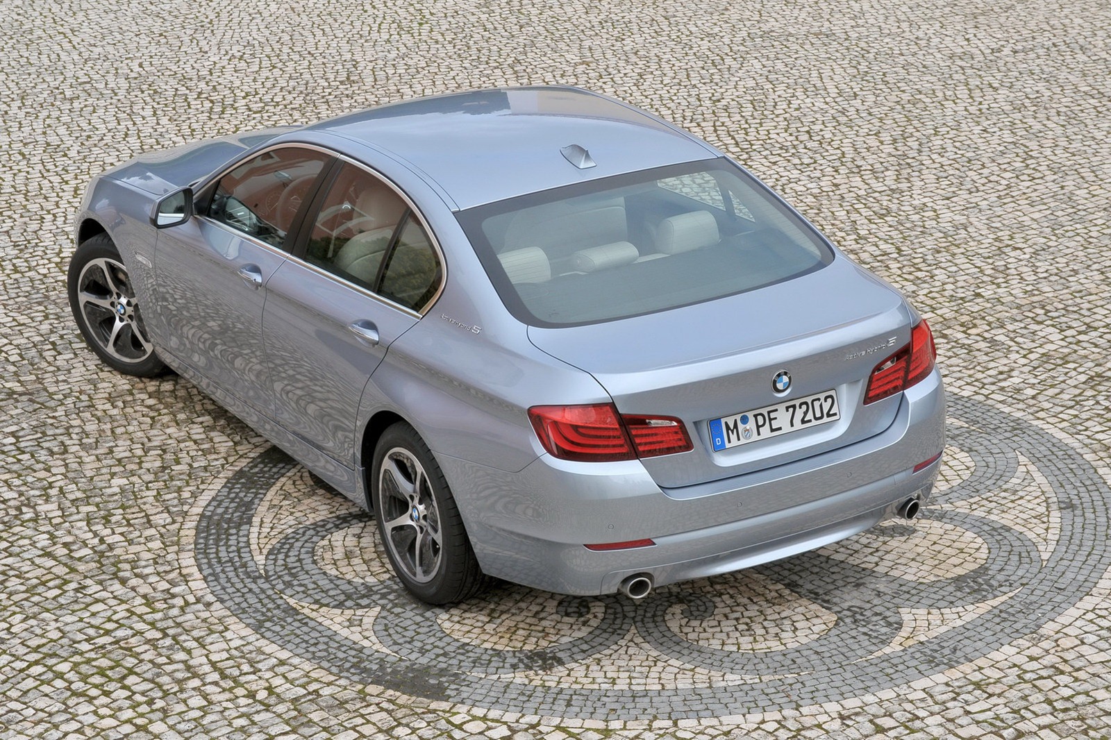 [BMW-ActiveHybrid-80%255B4%255D.jpg]