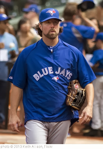 'R.A. Dickey' photo (c) 2013, Keith Allison - license: http://creativecommons.org/licenses/by-sa/2.0/