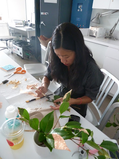 Here's Kate adding gold leaf to the foliage.