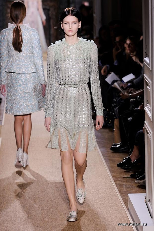 valentino-haute-couture-spring-2012-pfw70.jpg