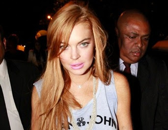 Lindsay-Lohan-tem-Cartão-de-Crédito-Recusado-na-Balada