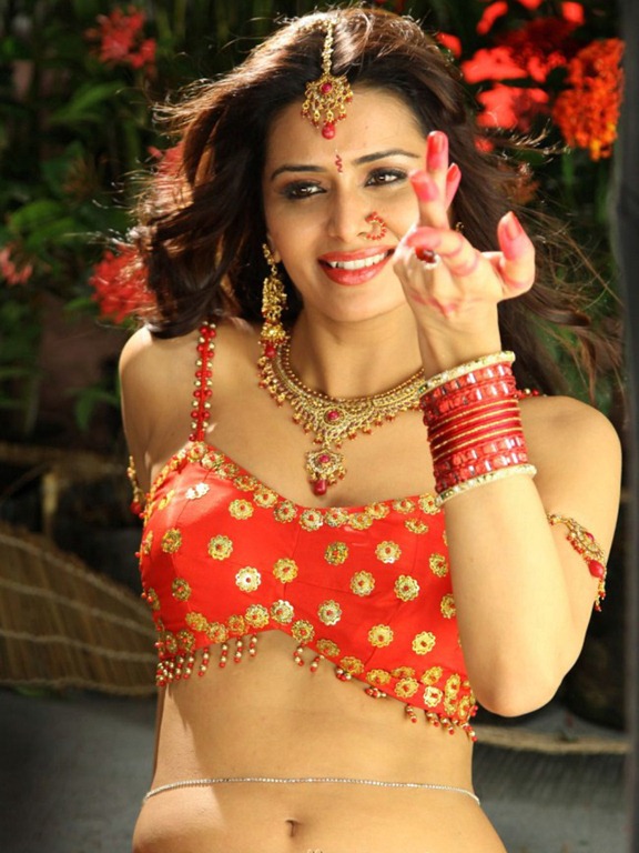 [devaraya_movie_actress_meenakshi_dixit_sexy_pics%255B6%255D.jpg]