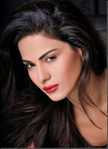 Veena-Malik-FHM-Magazine-Photo-Shoot---Hot-Photos-1647