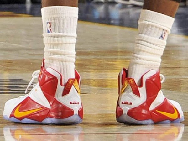 LeBron Drops 34 in Cavs Win Over OKC in New LeBron 12 PEs