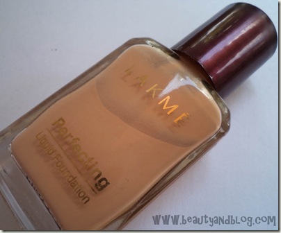 Lakme Perfecting Liquid Foundation Review And Swatch