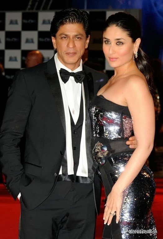 Kareena Kapoor hot with SRK