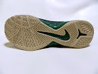 Detailed Look at Nike Zoom Soldier VI SVSM Fighting Irish PEs nike zoom soldier 6 pe svsm away 4 09 Detailed Look at Nike Zoom Soldier VI SVSM Fighting Irish PEs