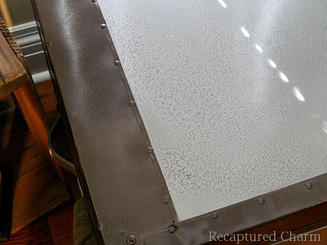 [Metal%2520Trunk%2520Makeover%2520076b%255B8%255D.jpg]