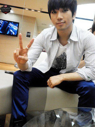 http://lh3.ggpht.com/-0_vLEXtlL34/TUFznOChfJI/AAAAAAAAAvs/kcCdjymJdq4/g_o_mblaq_363415.jpg