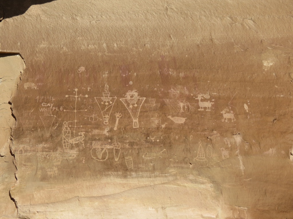 [moab_sego_canyon_2_petroglyphs_and_p%255B5%255D.jpg]