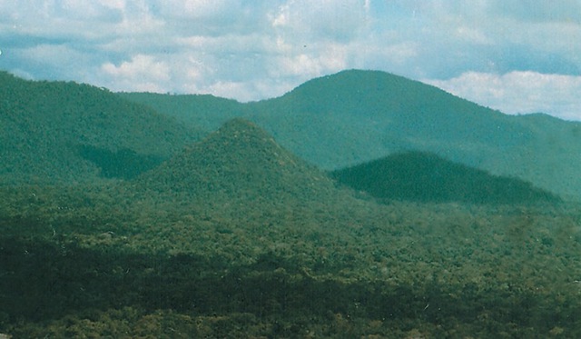Pirâmides Amazonas Pirâmides Amazonas