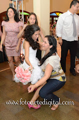 Fotos do evento Taiane e Tadeu. Foto numero 3539 do estudio Foto Arte Digital, de Itaborai, RJ, que faz fotografia de casamentos (fotos de casamento), fotos de aniversario (fotografia de aniversario), fotos de 15 anos, fotos de criancas (fotografia infantil), fotos de eventos sociais, videos de casamento, videos de 15 anos, videos de making-of, videos de aniversario, video infantil (video de criancas) e videos de eventos sociais. Fotojornalismo e videojornalismo em Itaborai, RJ.