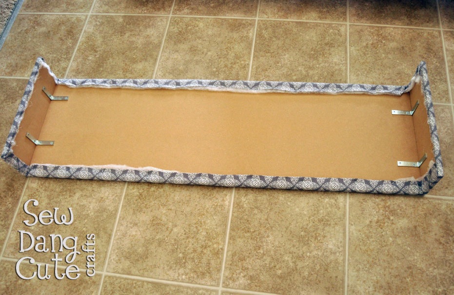 [Fabric-staped-to-cornice%255B3%255D.jpg]
