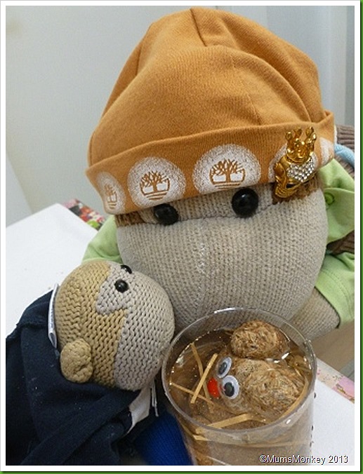 Grass head bear Grass head bear