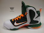 Wearing Brons: Mark Wahlberg Sports LeBron 9 Hurricanes nike lebron 9 gr miami hurricanes 4 04 Wearing Brons: Mark Wahlberg Sports LeBron 9 Hurricanes