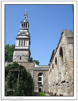 Christ Church Greyfriars ruins and garden
