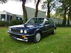 BMW 318i E30 Royalblau