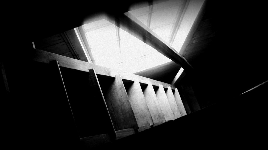 [escalera%255B5%255D.jpg]