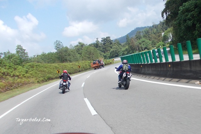 [DSCN02102.jpg]